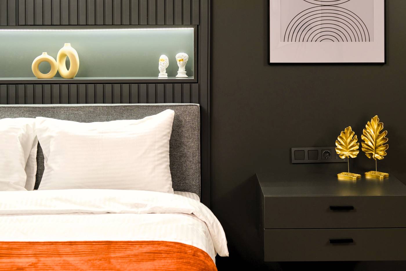 TAKS-INN-Suites-Room-43