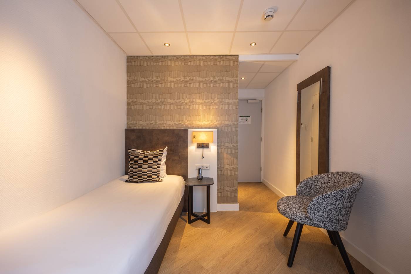 Amsterdam-De-Roode-Leeuw-Room-30