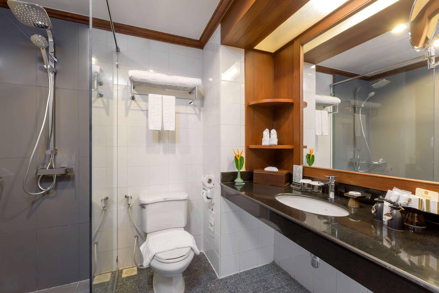 Best-Western-Premier-Bangtao-Beach-Resort-and-Spa-Room-37