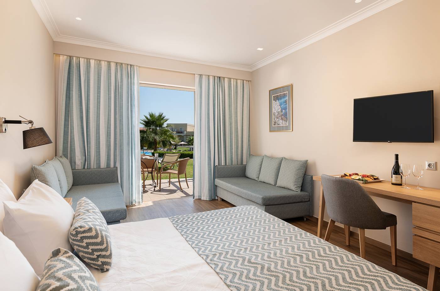 Pilot Beach Resort 3