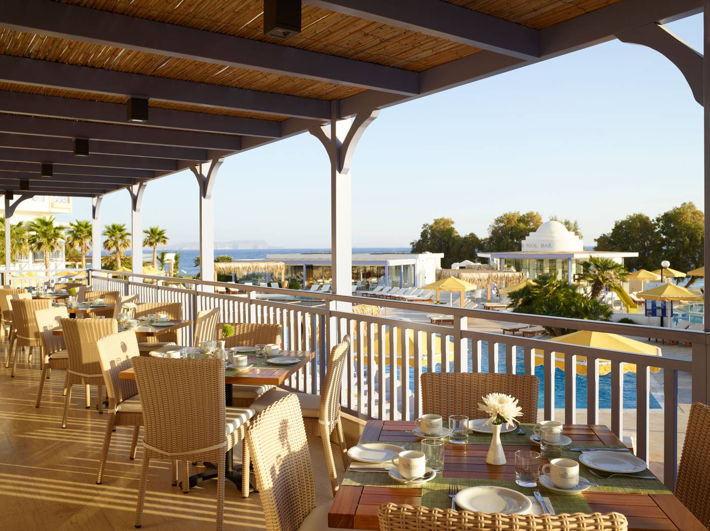 Serita-Beach-Hotel-Terrace-23