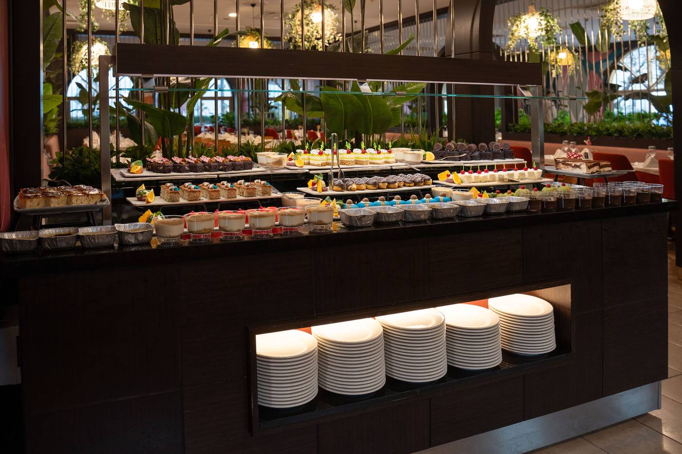 Megasaray-WestBeach-Antalya-Restaurant-38