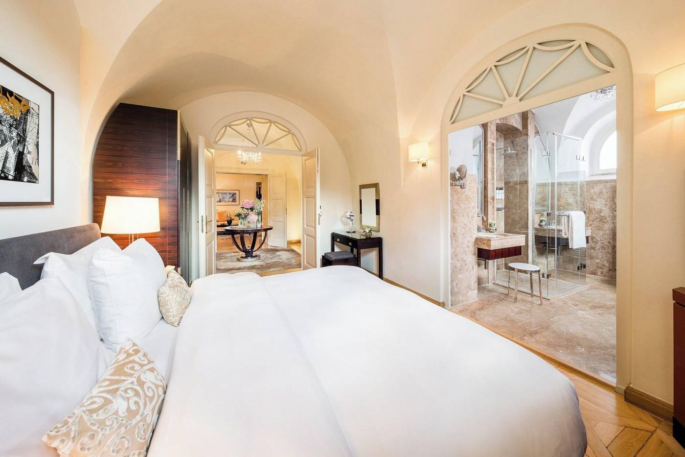Mandarin-Oriental--Prague-Room-37