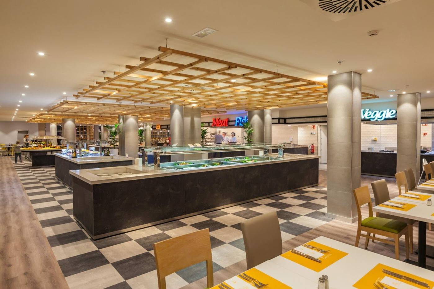 Abora-Interclub-Atlantic-by-Lopesan-Hotels-Restaurant-48