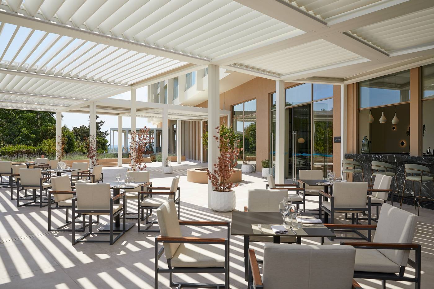 Vincci-EverEden-Beach-Resort-Bar-37