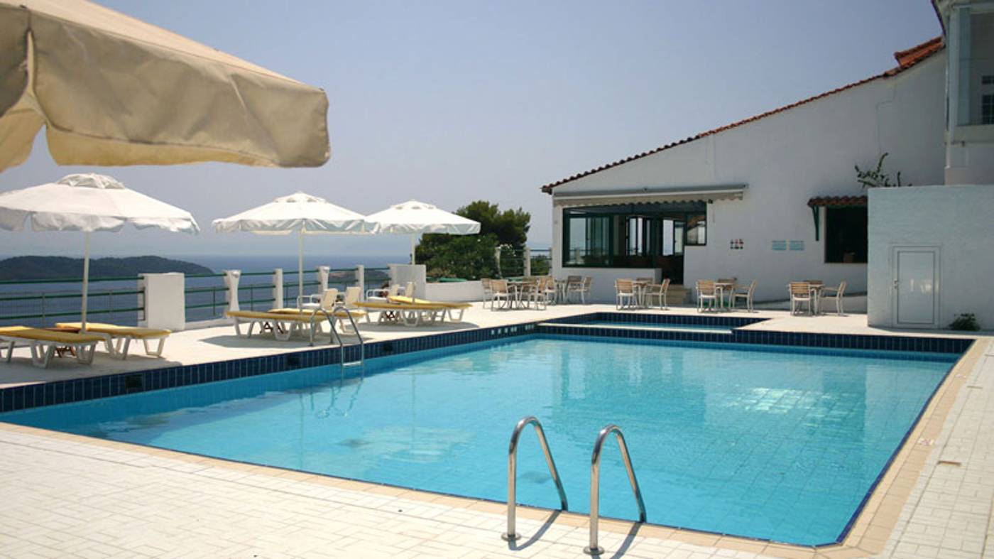 Skiathos-Club-Pool-1