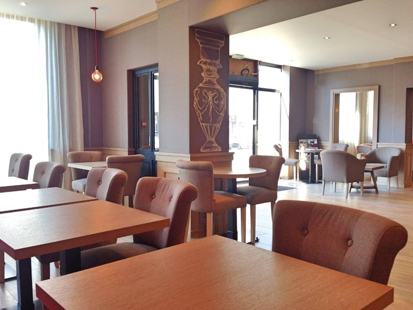 Hotel-Le-209-Paris-Bercy-General-view-12