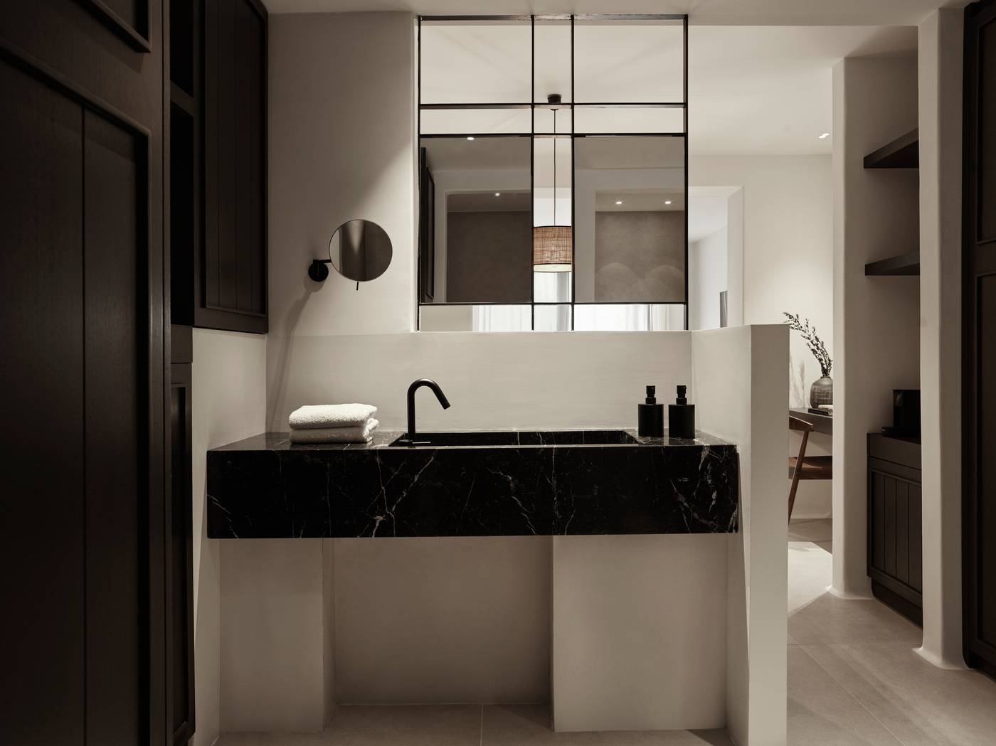 Ezio-Bo-Luxury-Living-Room-40