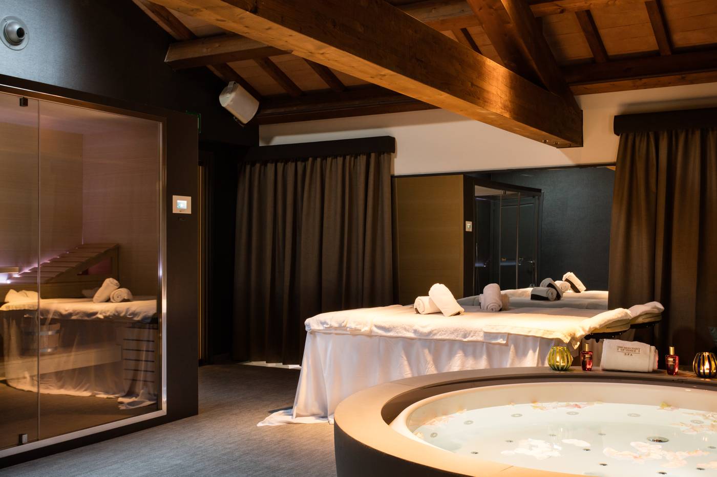 San-Clemente-Palace-Kempinski-Hotel-Venice-Sports-and-Entertainment-64