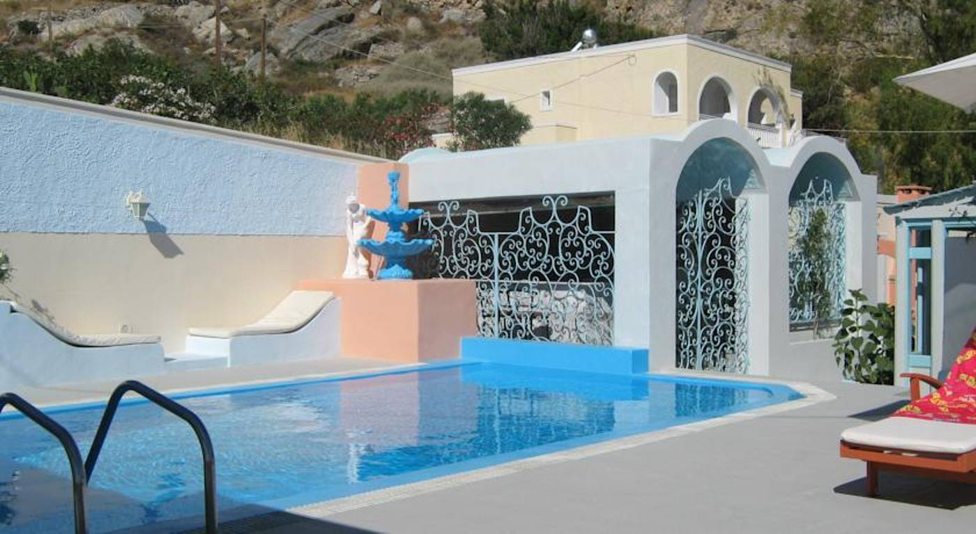 Aneta Hotel in Santorini, Greece