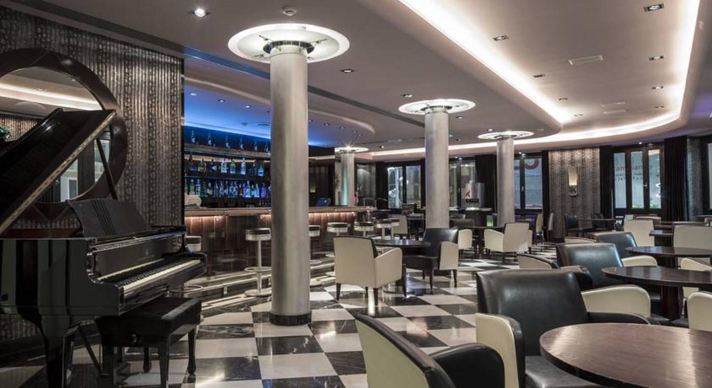 Larios-Malaga-Restaurant-53