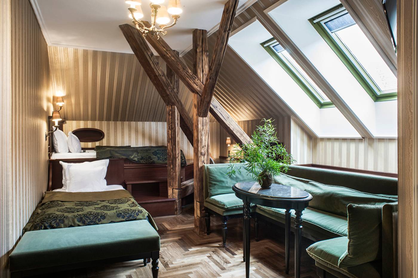 Gerloczy-Boutique-Hotel-Room-5