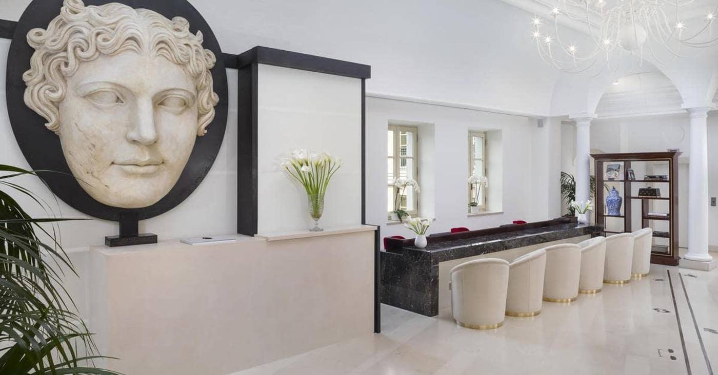 Villa-Agrippina-Gran-Melia-Lobby-15