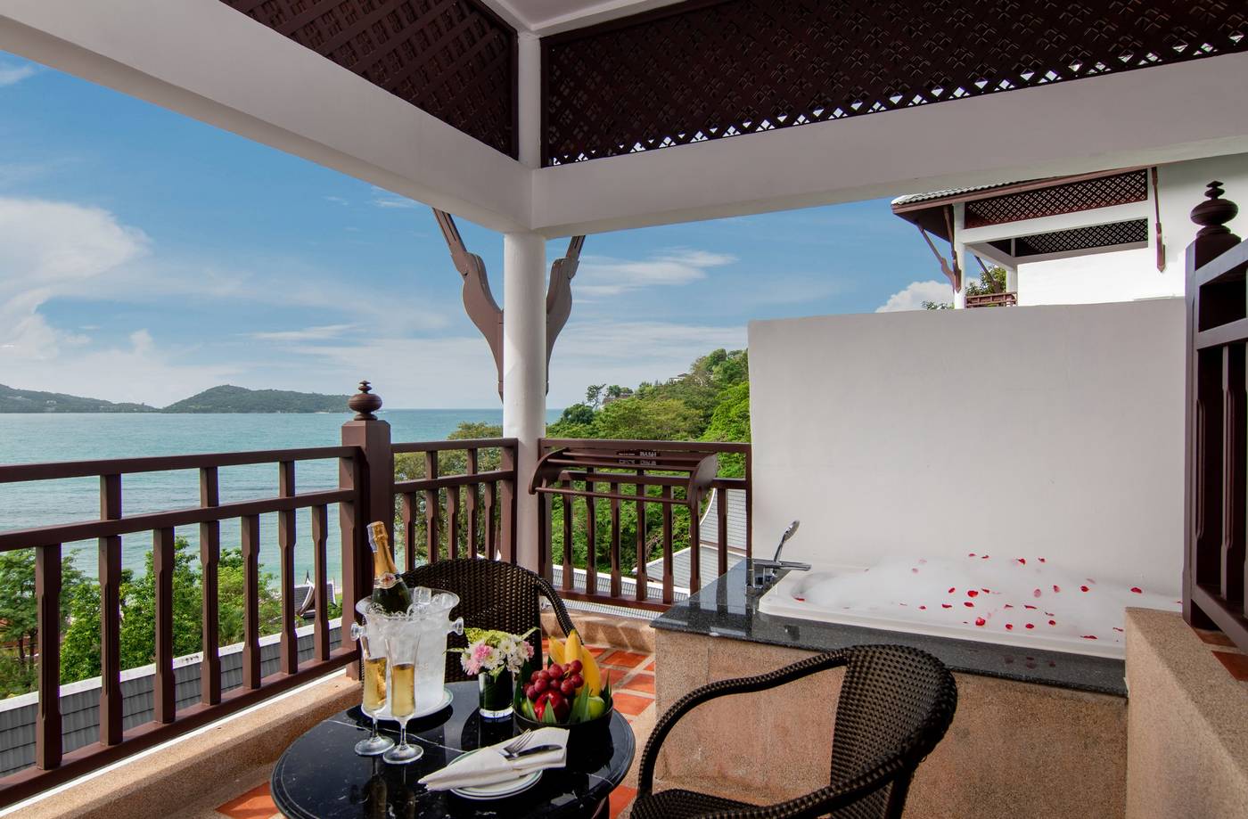 Thavorn-Beach-Village---Spa-Terrace-28