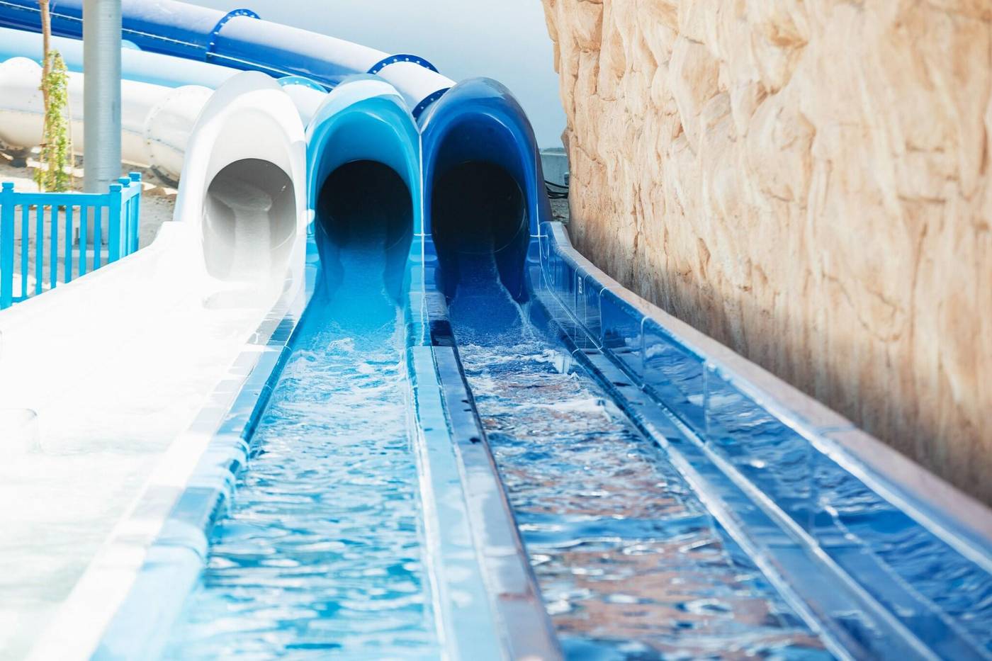 Le-Meridien-Mina-Seyahi-Beach-Resort---Marina-Pool-22