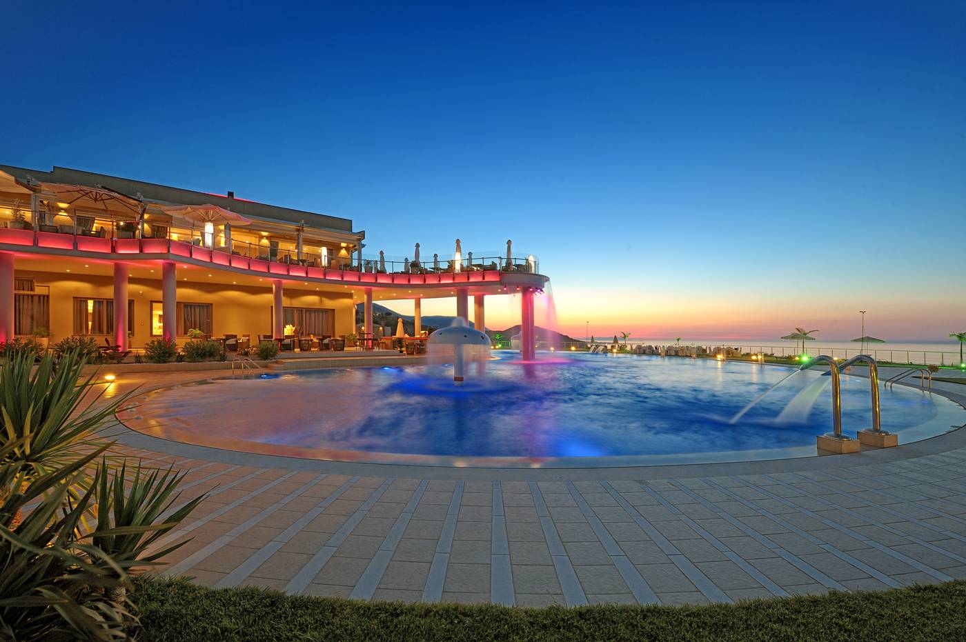 Royal-Heights-Resort-Pool-9