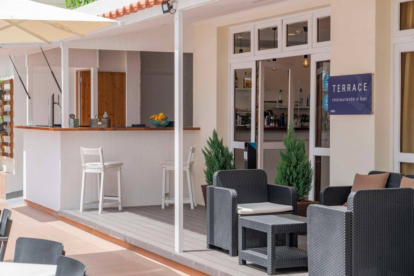 Dorisol-Mimosa-Bar-14