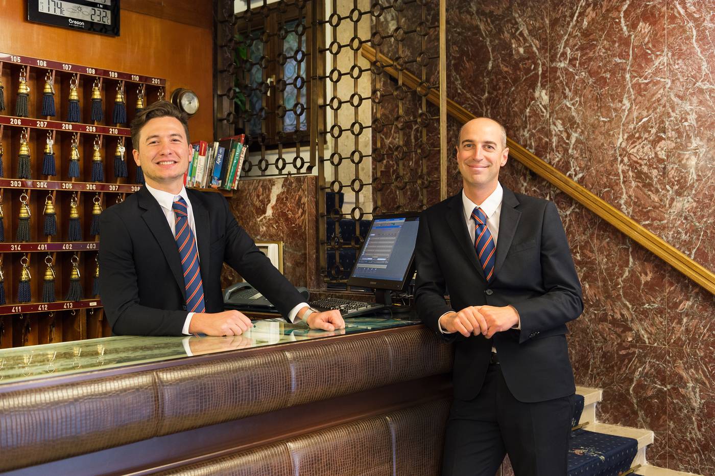 Hotel-Montecarlo-Lobby-10