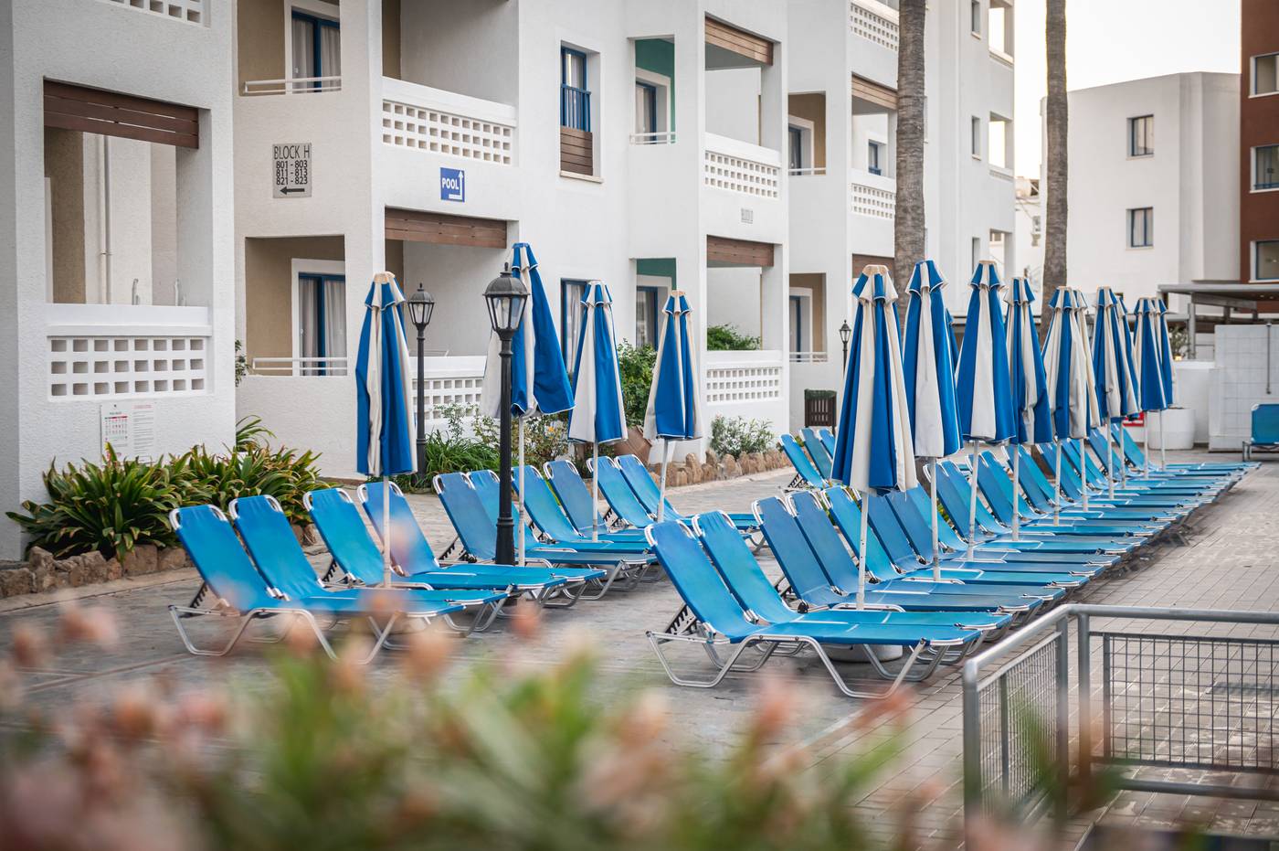 Kefalos-Damon-Hotel-Apartments-Pool-8