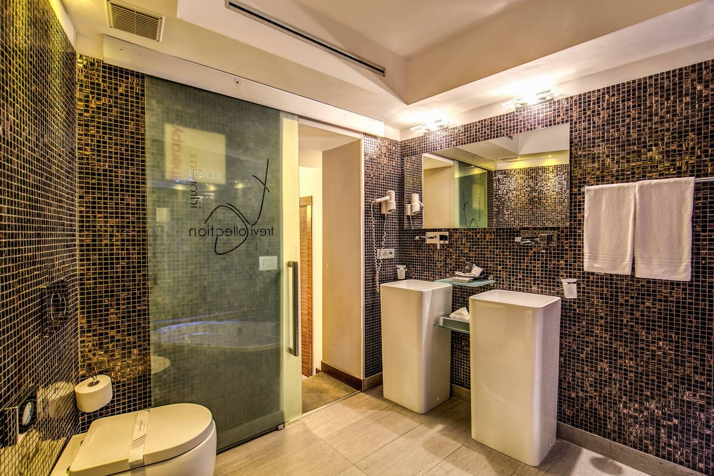 Trevi-Collection-Room-77