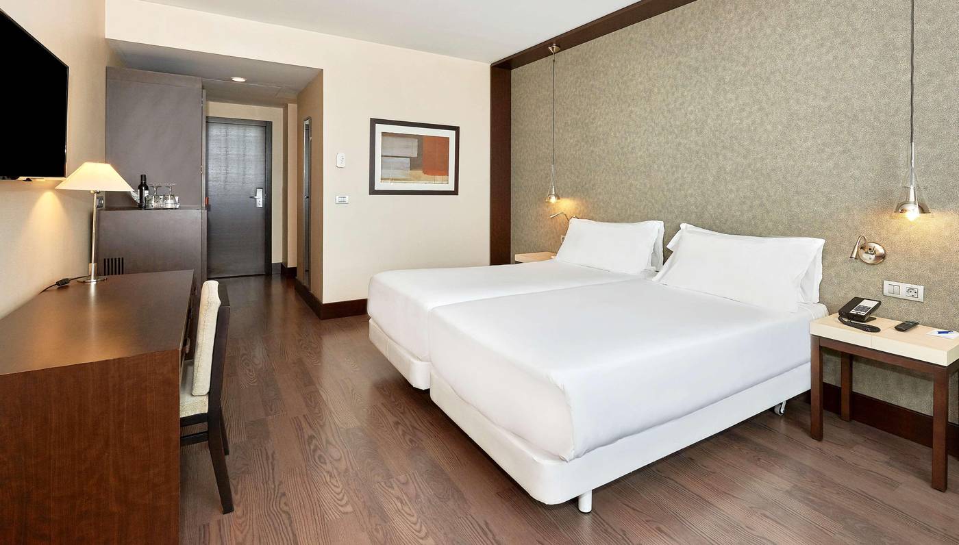 NH-Alicante-Room-24