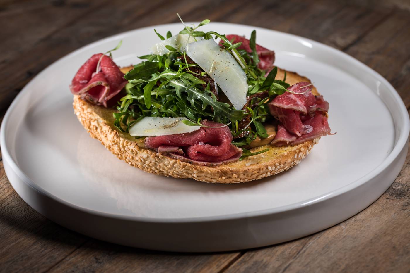 Mythical-Blue-Luxury-Suites-Restaurant-11