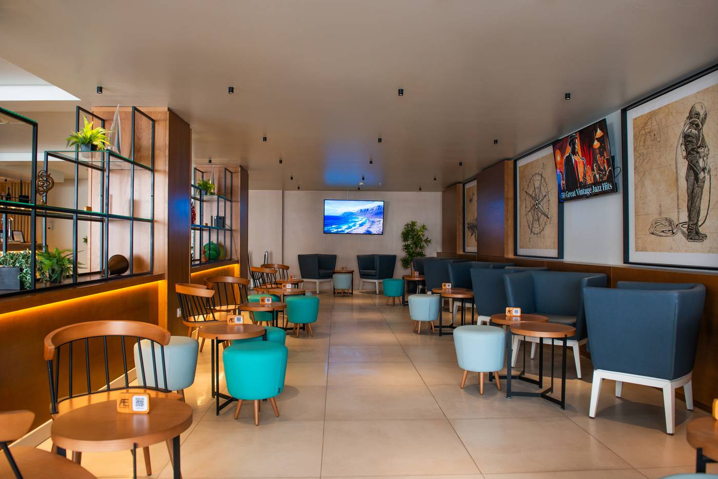 Aequora-Lazarote-Suites-Bar-56