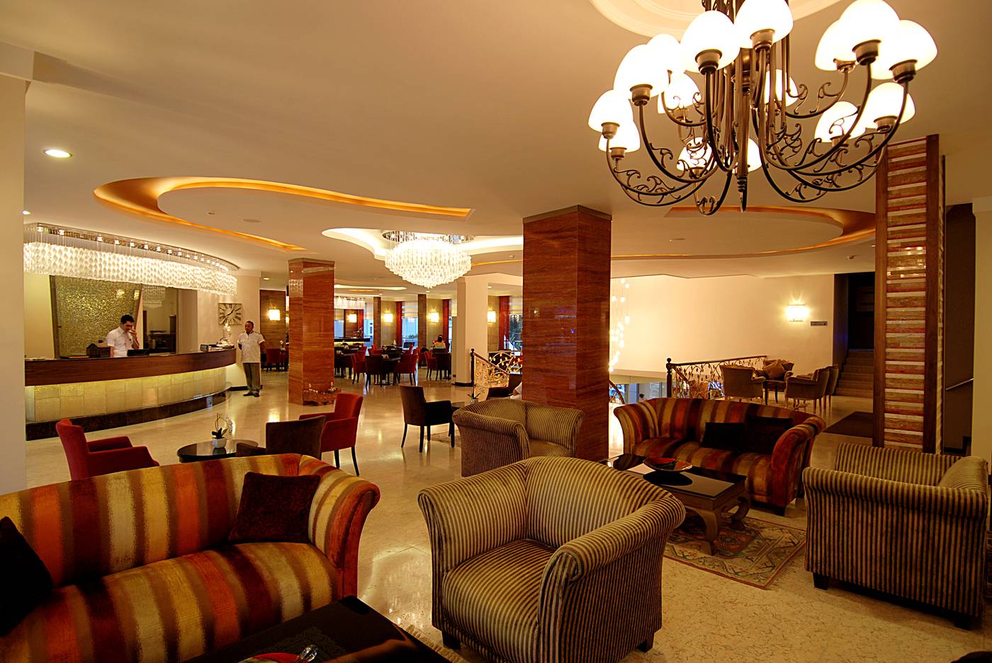 Grand-Okan-Hotel-Lobby-26