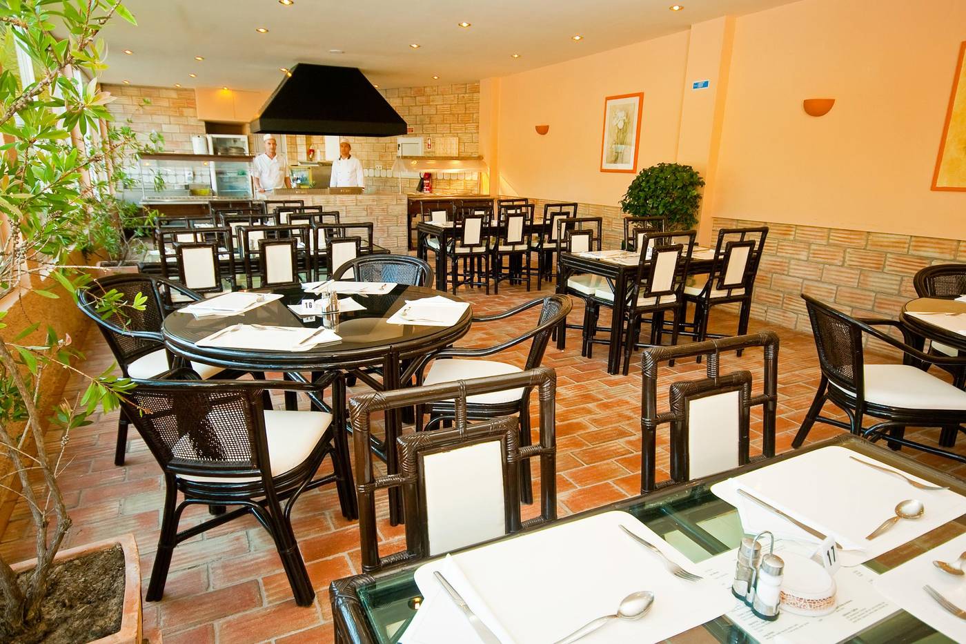 Balaia-Mar-Restaurant-36