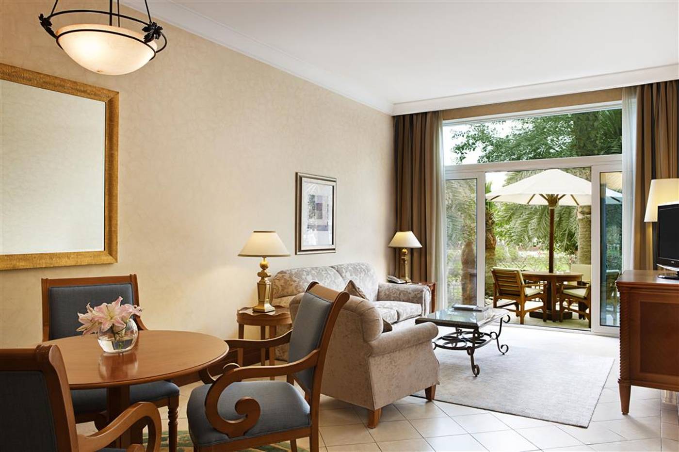 Sheraton-Jumeirah-Beach-Resort-General-view-42