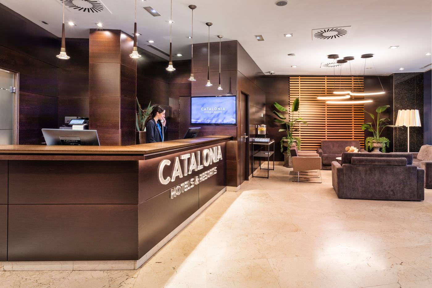 Catalonia-El-Retiro-Lobby-7