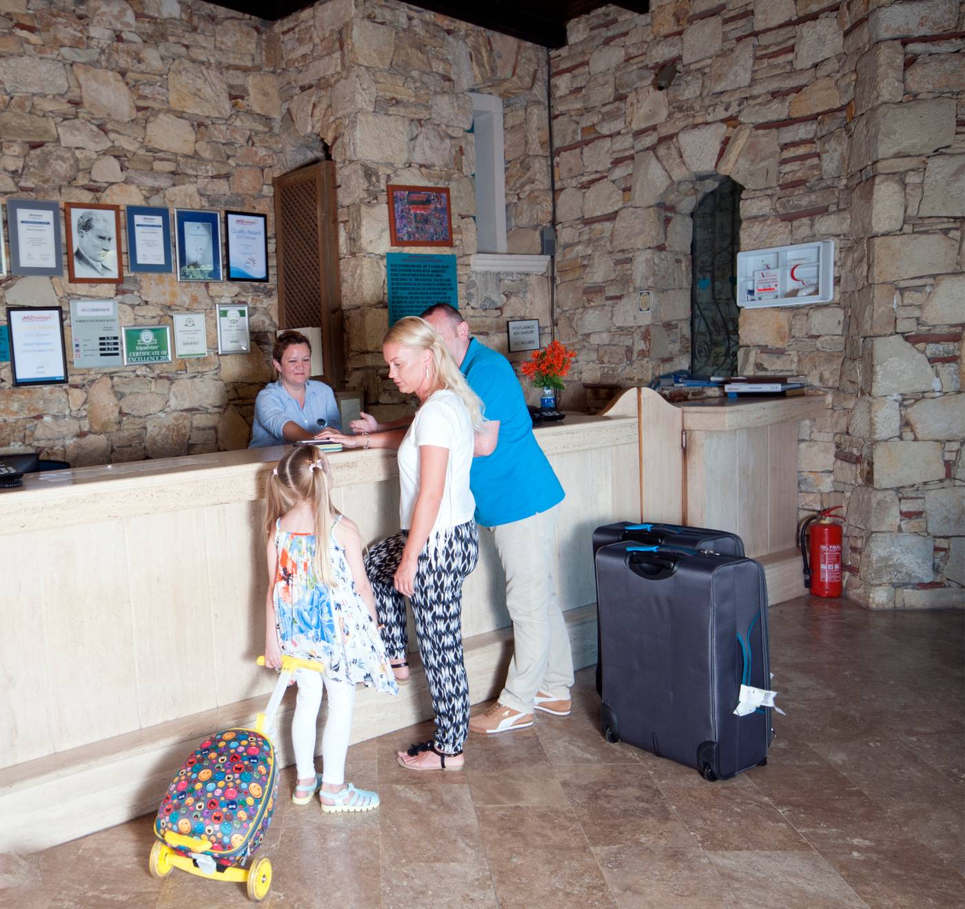 Grand-Aquarium-Apart-Lobby-46