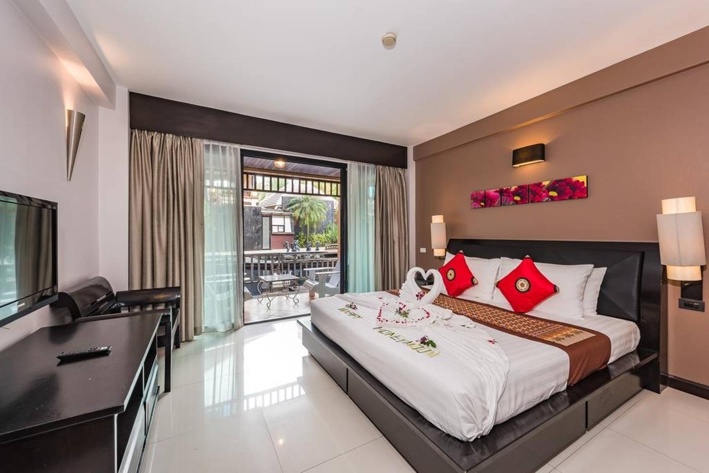 Princess-Kamala-Beach-Front-Hotel-Room-37