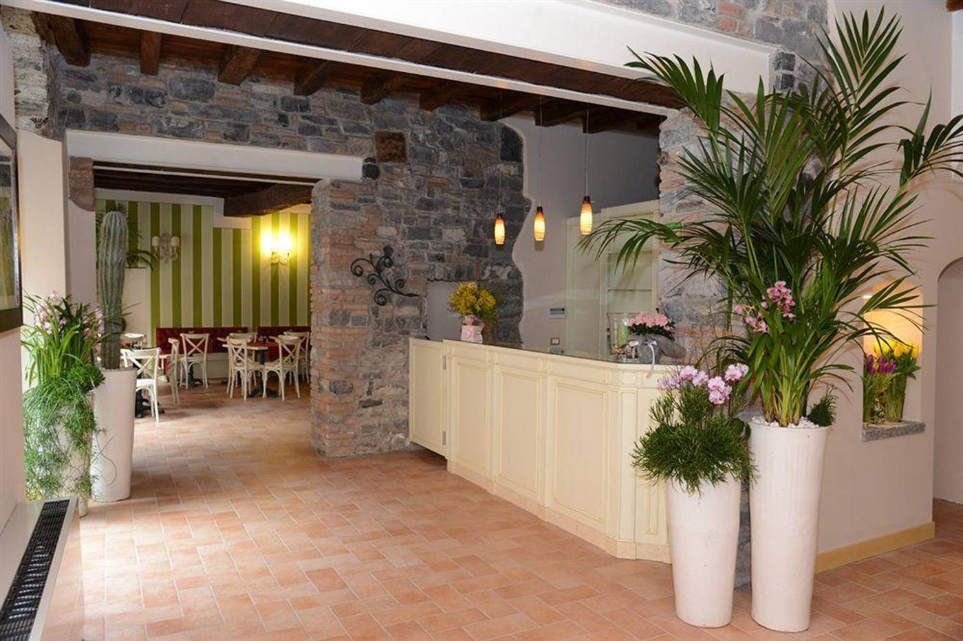 FH Borgo Antico-Italy-Como -General view-4