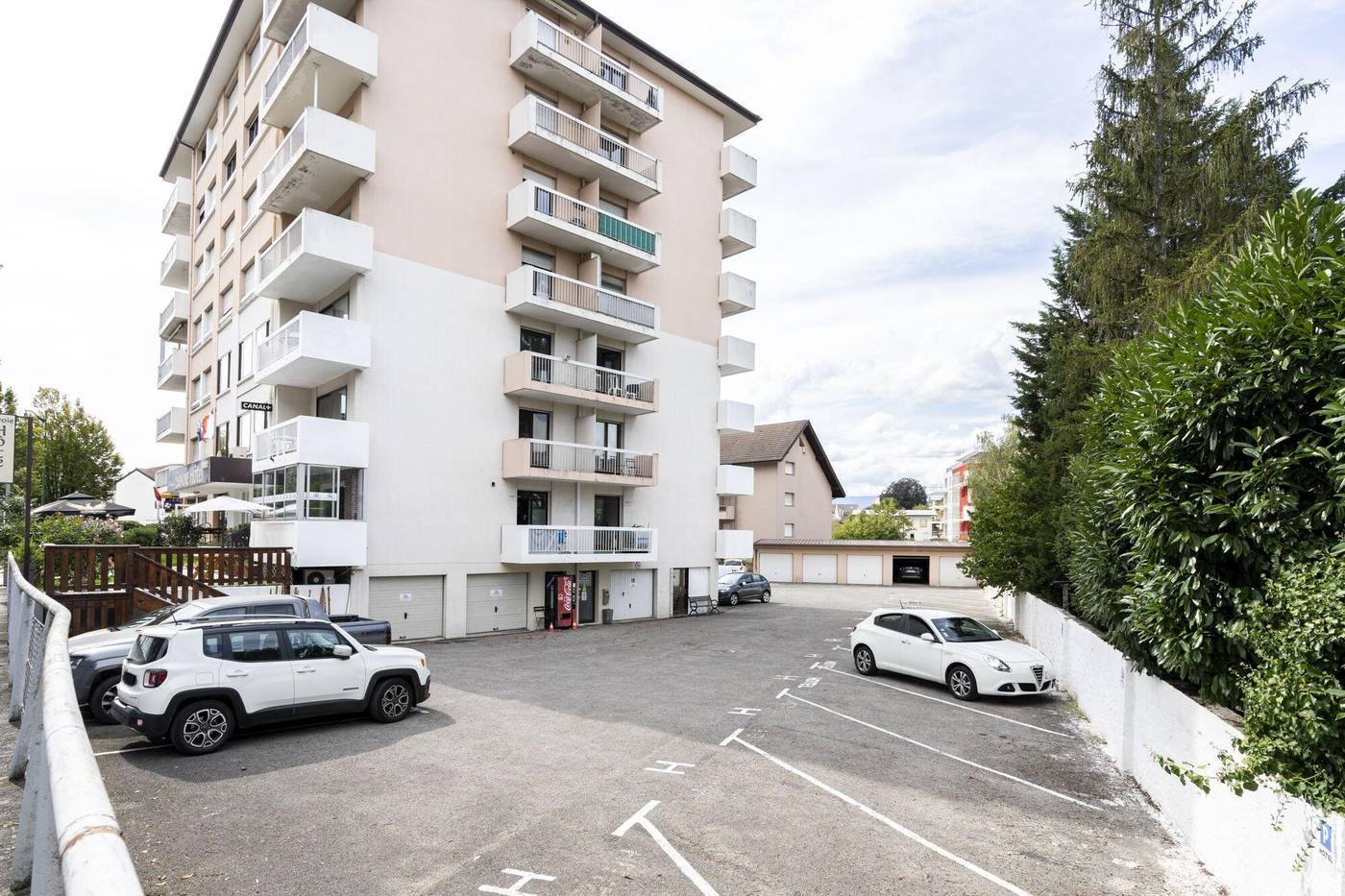 Savoie Hotel-France-SAINT-JULIEN-EN-GENEVOIS-General view-1