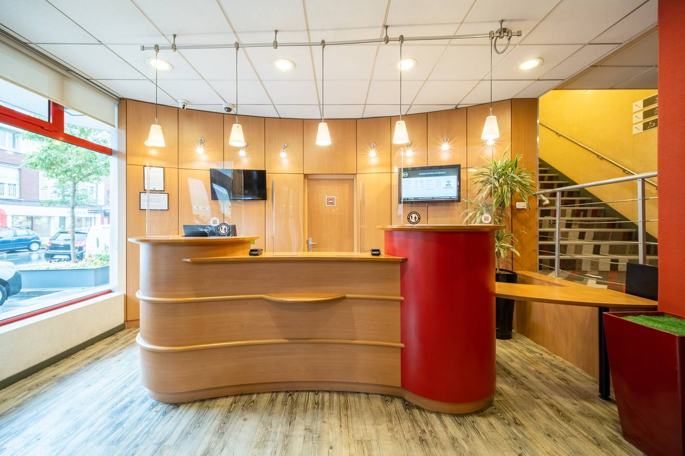 B&B HOTEL Amiens Centre Cathédrale-France-AMIENS-Lobby-4