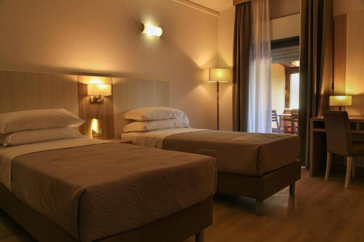 Pausania-Inn-Room-21