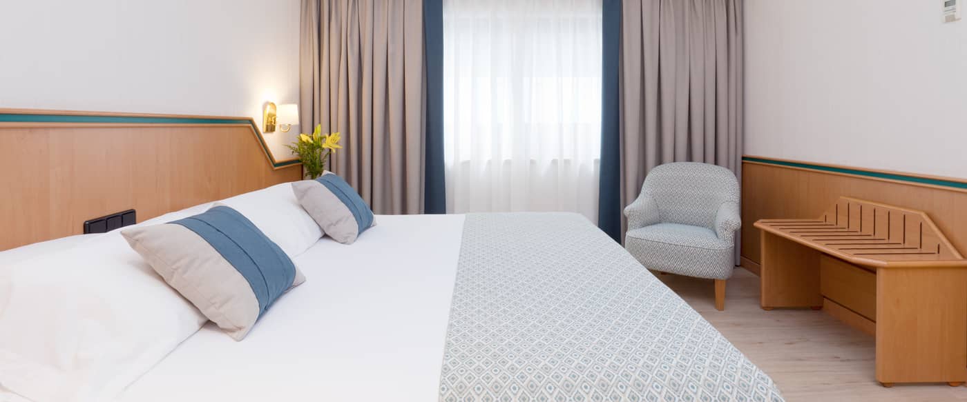 Santos-Praga-Room-19