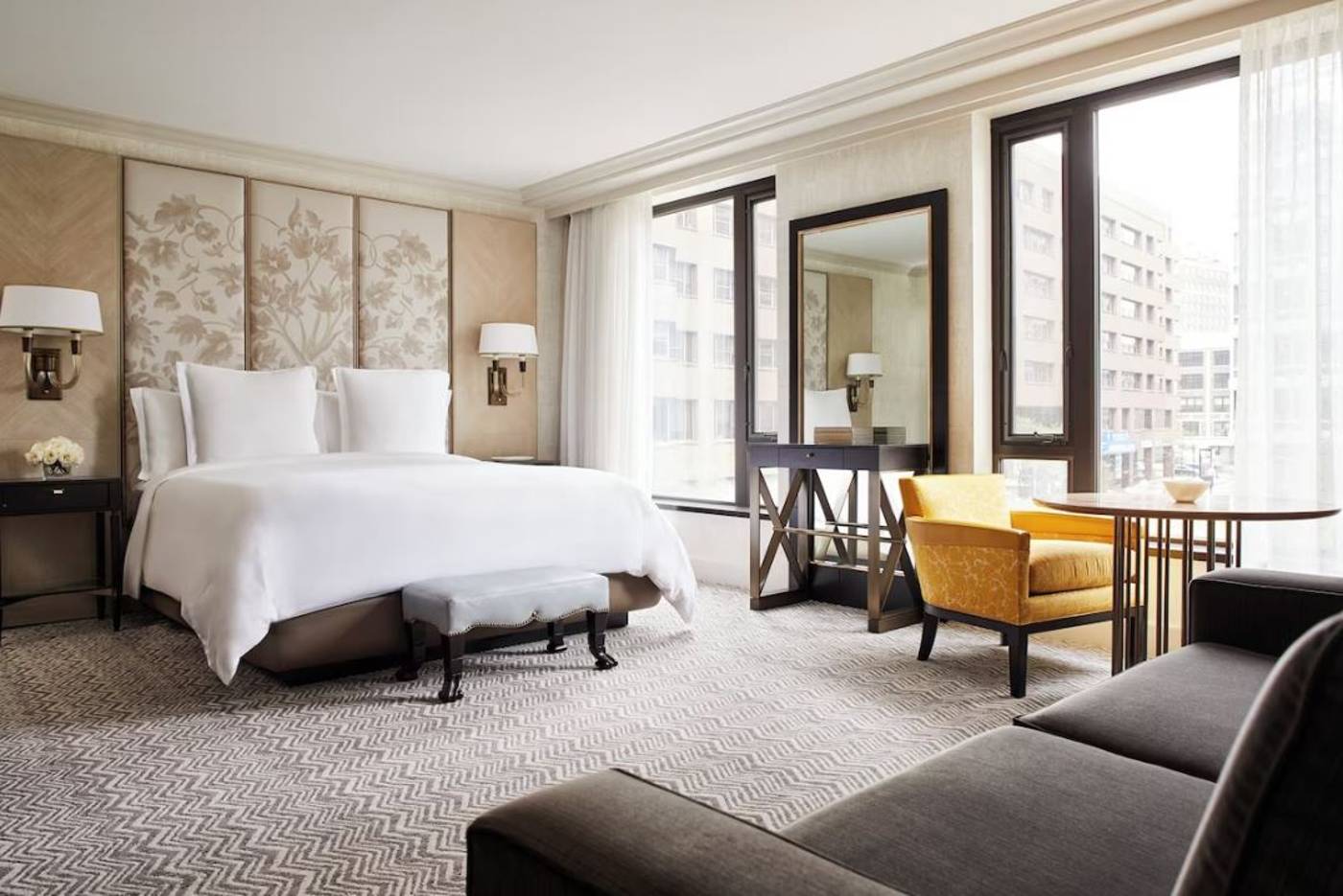 Four-Seasons-Hotel-Boston-Room-23