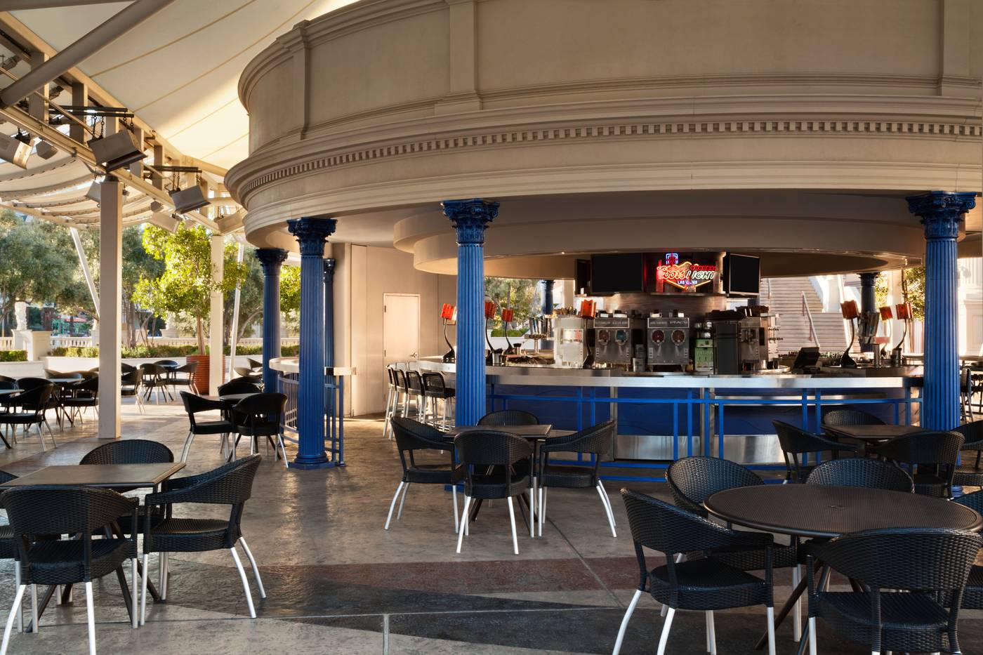 Caesars-Palace-Bar-72