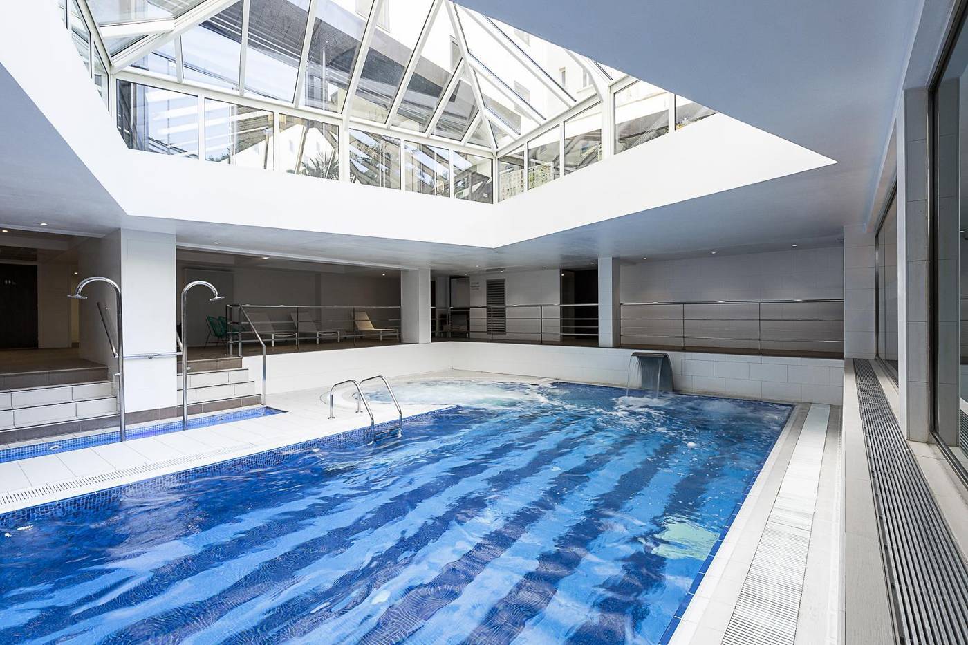 Oceania-Paris-Porte-De-Versailles-Pool-52