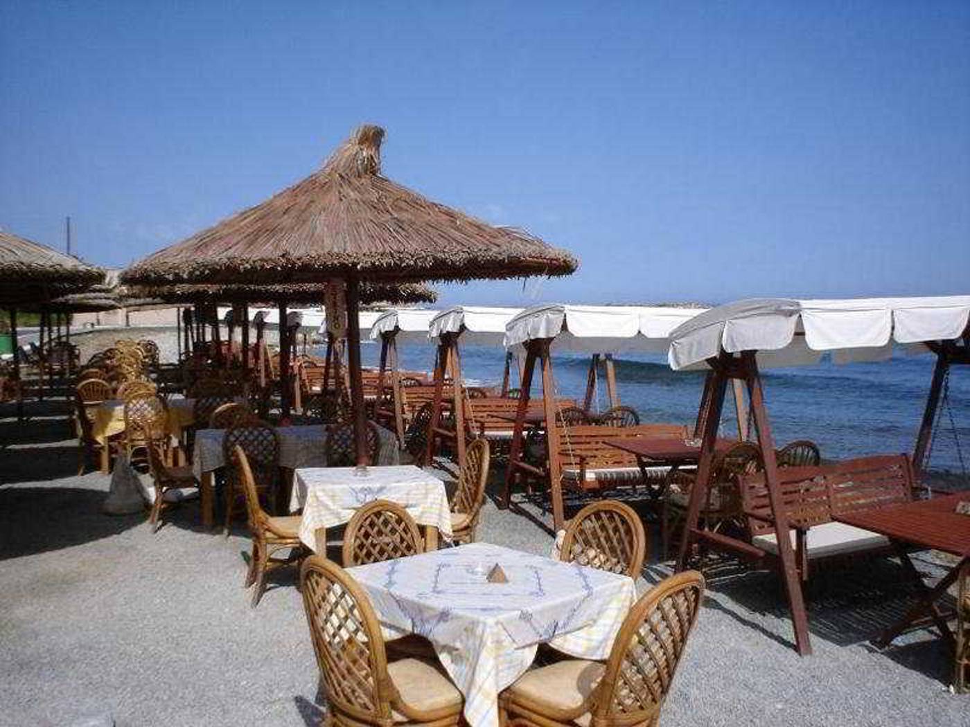 Kaissa-Beach-Terrace-32