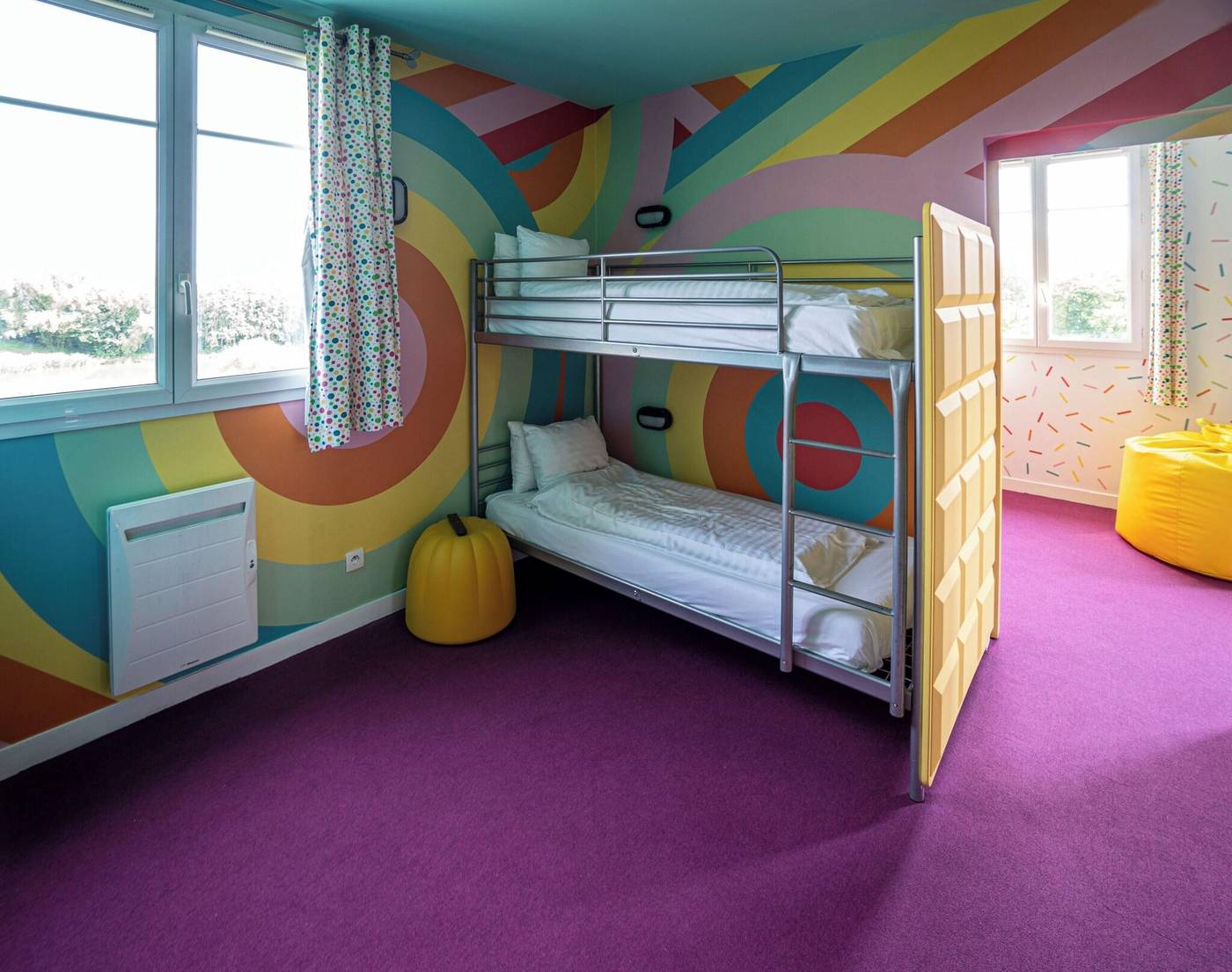 Explorers-Hotel-Room-25