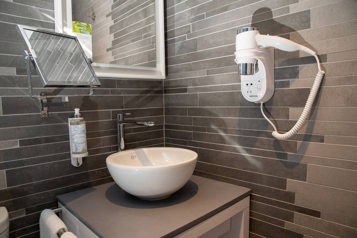 Be-Poet-Baixa-Hotel-Room-25