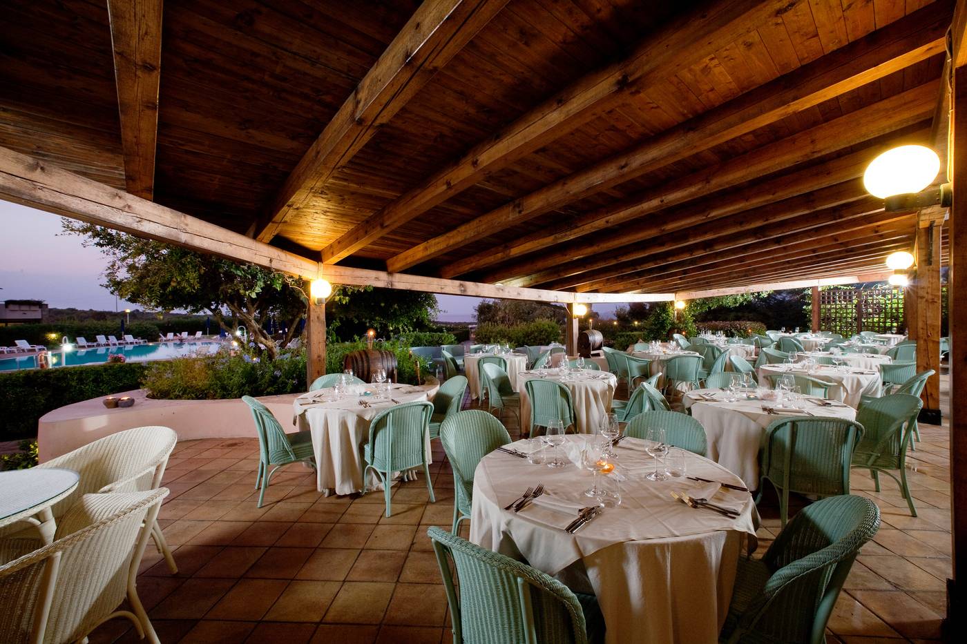 Swadeshi-Sporting-Hotel-Tanca-Manna-Restaurant-12