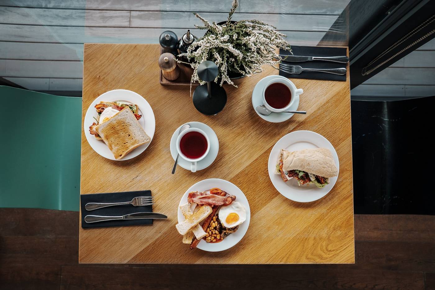 New-Port-Hotel-Restaurant-35