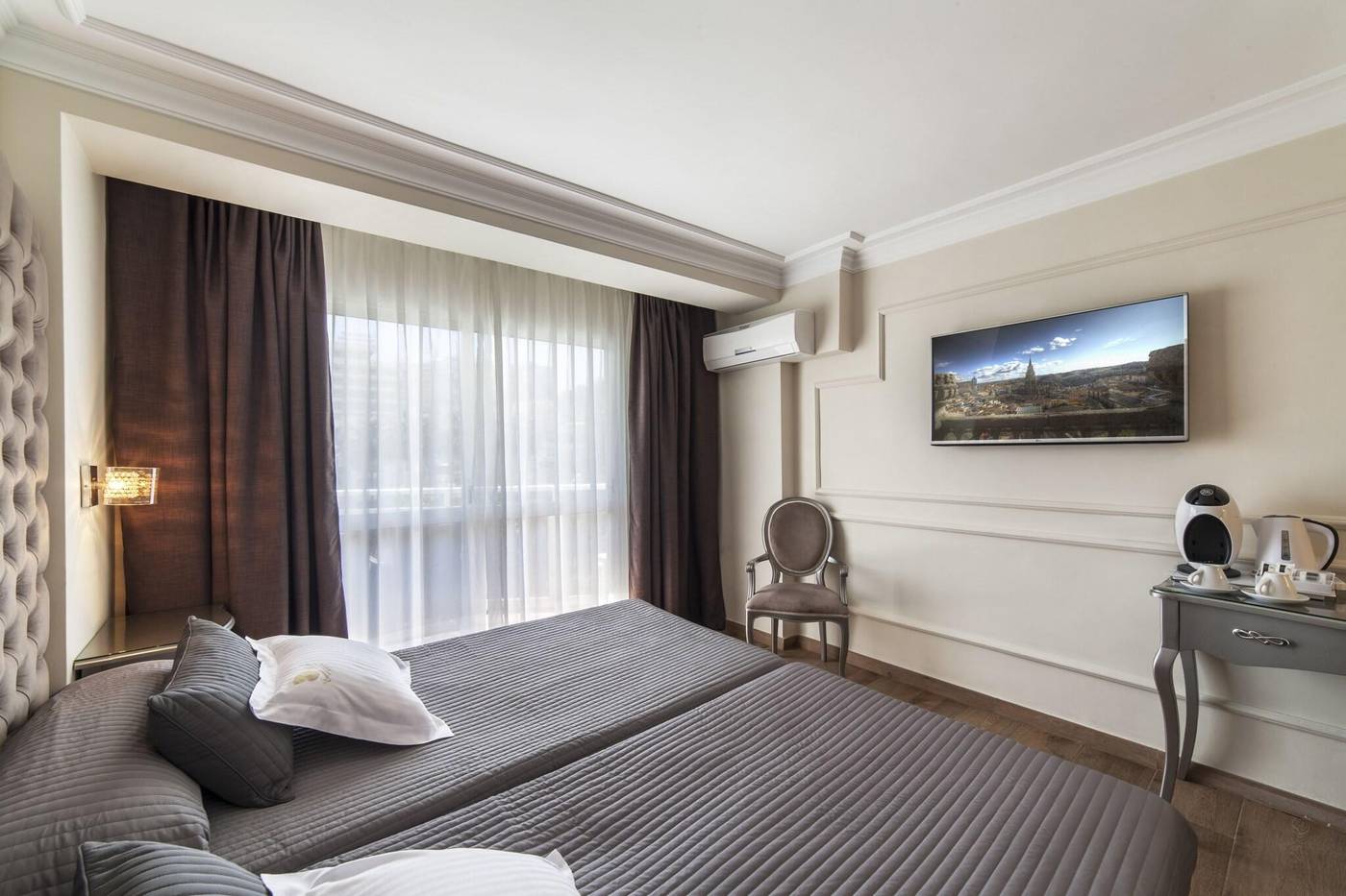 Don-Paquito-Room-43