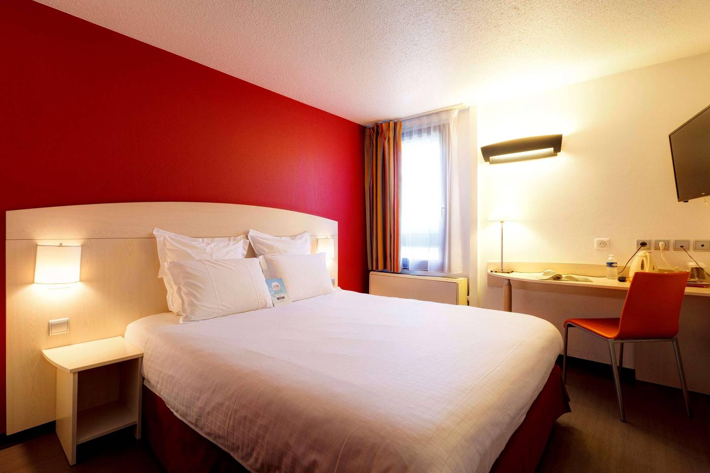 Kyriad Lyon Sud Saint Genis Laval - France - SAINT-GENIS-LAVAL - Room - 5