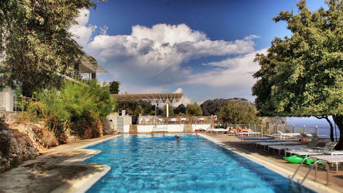 Loryma-Resort-Hotel-Pool-4