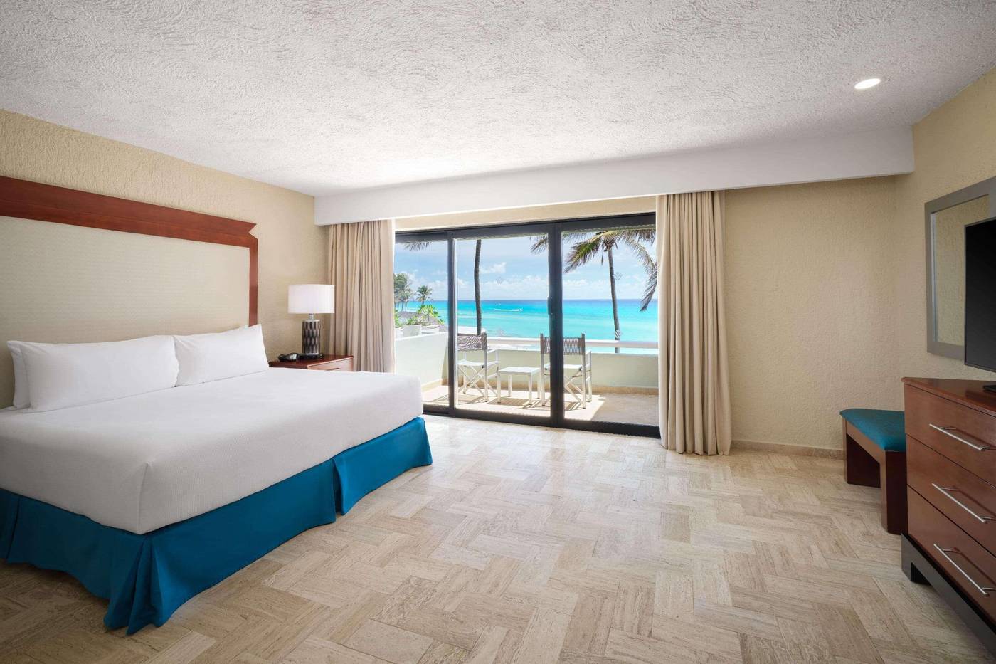Wyndham-Grand-Cancun-All-Inclusive-Resort---Villas-Room-31